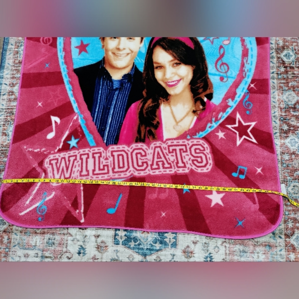 High School Musical 🏀 '06-'07 - Picture 6 of 8